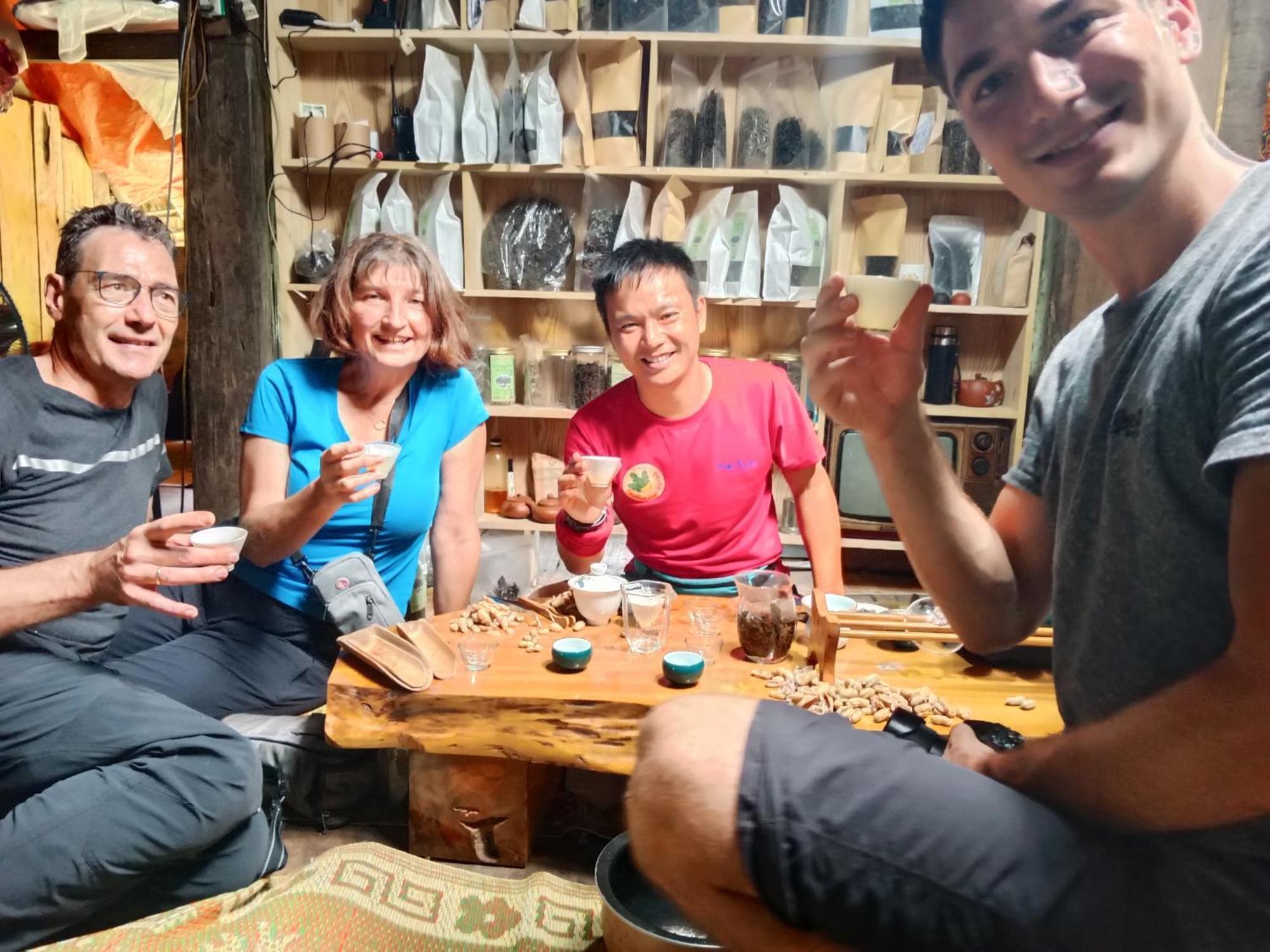 Ha Giang Yolo House And Loop Tours Ξενοδοχείο Εξωτερικό φωτογραφία
